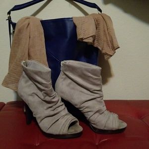 Ankle boots